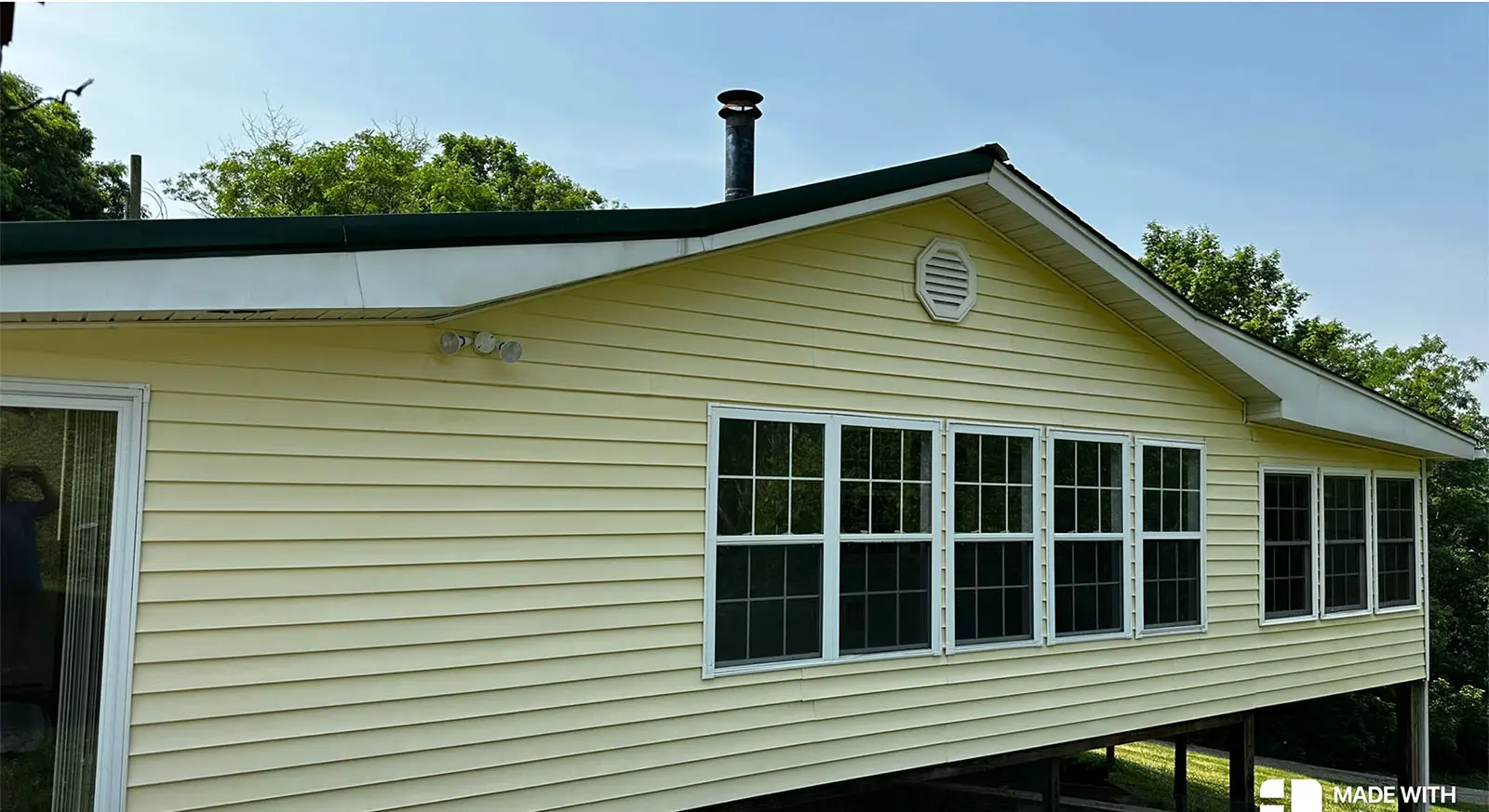 Soft Washing in Edgewood, KY House siding after soft washing - clean bright exterior by Liberty Power Wash